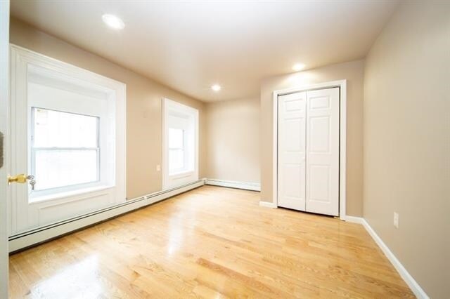 Building Photo - 538 Bramhall Ave