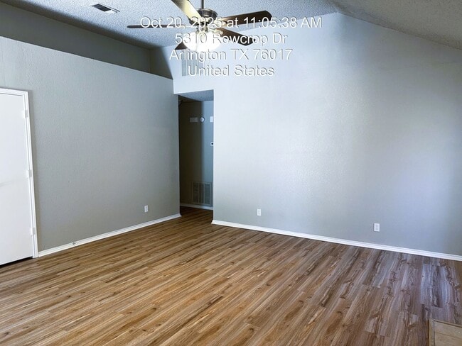 Photo - 5318 Rowcrop Dr House