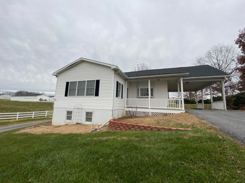 Primary Photo - 10704 Hopewell Rd