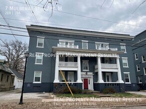 Building Photo - 7 Mulberry St