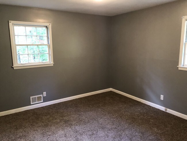 Foto del edificio - Renovated 3/2 on HWY 5