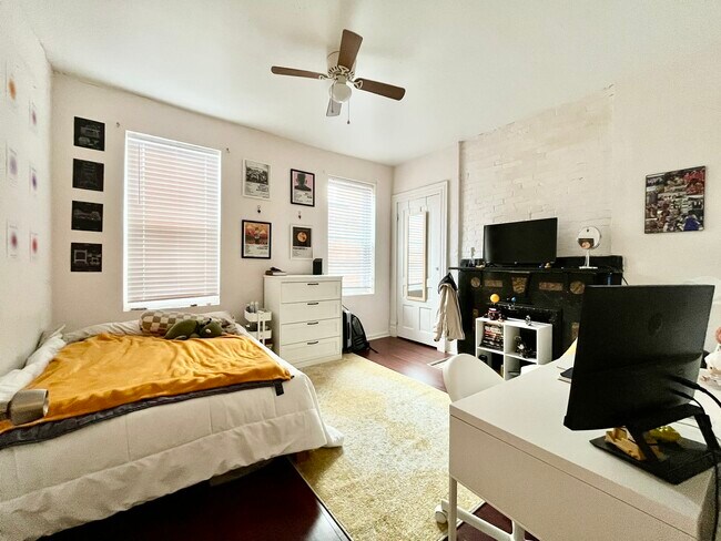 Foto del edificio - 3345 Parkview Ave