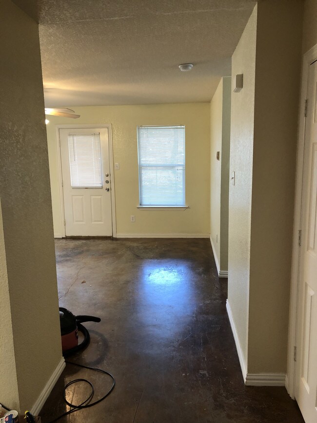 part of living area - 811 Kaufman St