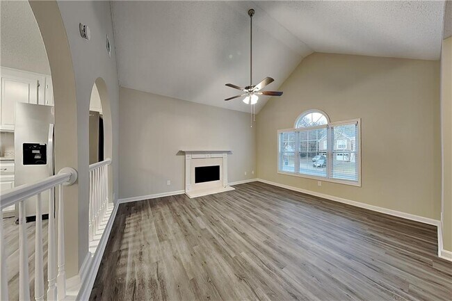 Foto del edificio - 4955 Baker Plantation Dr