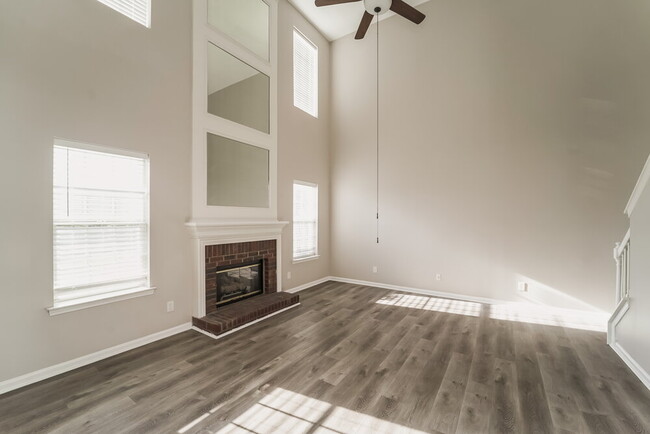 Building Photo - 7811 Belchester Cir