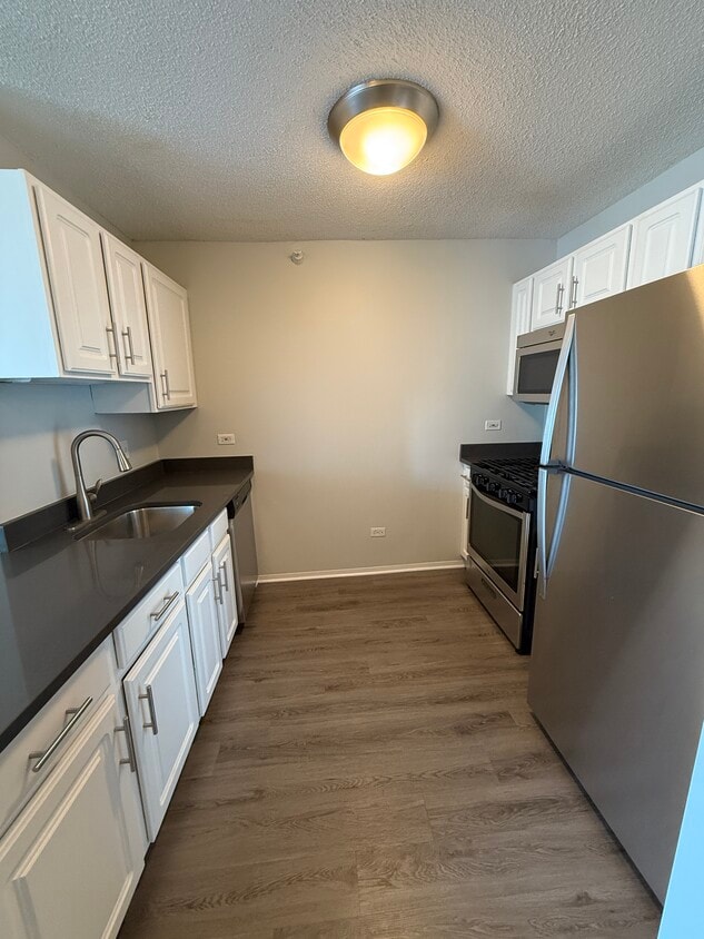 Photo - 544 N State -