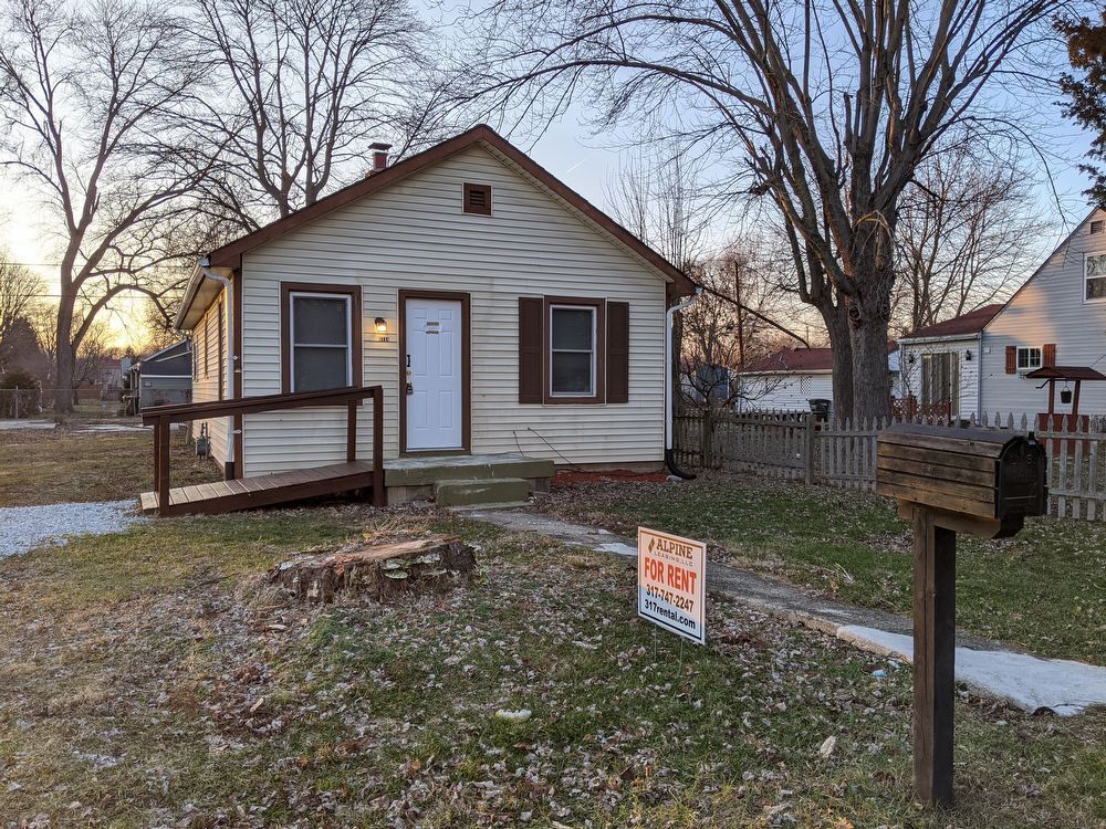 Primary Photo - Mars Hill 2BR House Large Yard