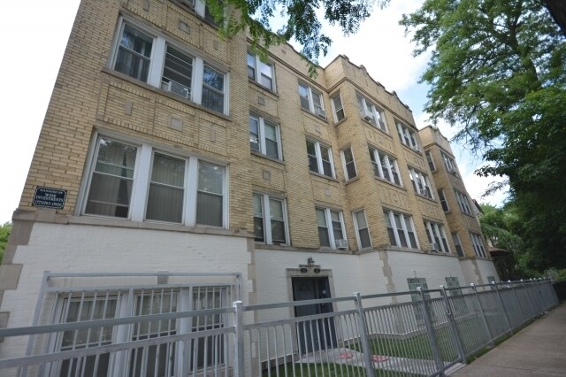 Primary Photo - 2132 N Campbell Ave