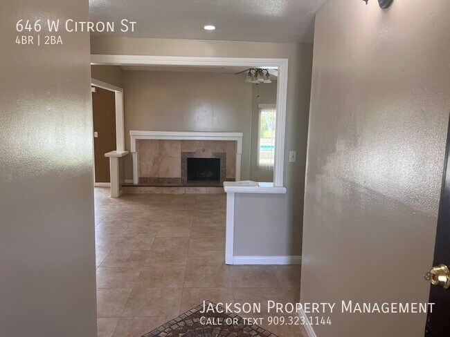 Building Photo - 4 bedroom home In Corona !