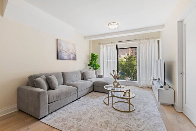 Foto del edificio - 387 6th Ave