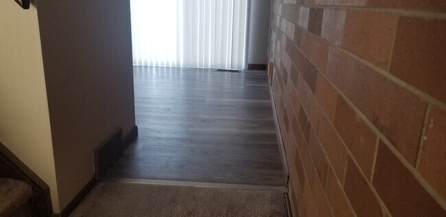 Building Photo - 4024 Amherst Ave NW