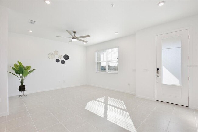 Building Photo - 3105 Douglas Fir Dr