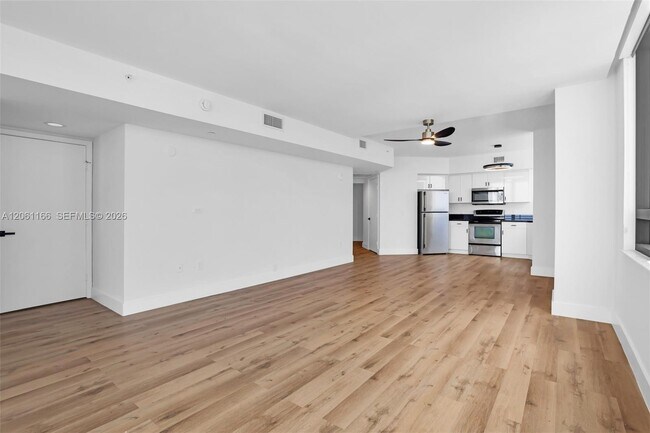 Foto del edificio - 1330 West Ave