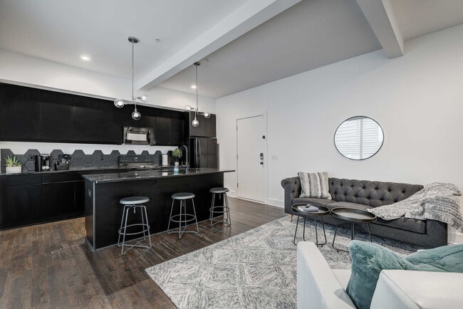 Building Photo - 940 Piedmont Ave NE