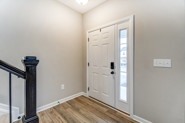 Building Photo - 129 Mahogany Dr
