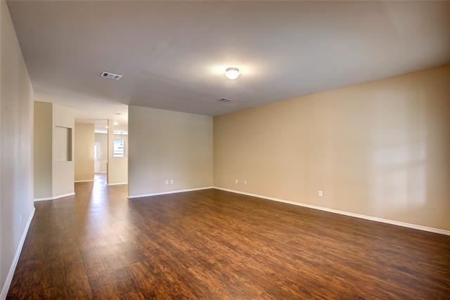 Foto del edificio - 5829 Deck House Rd