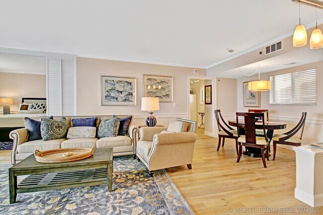 Foto del edificio - 200 Ocean Trail Way
