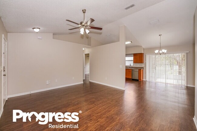 Building Photo - 14280 Rensselaer Rd