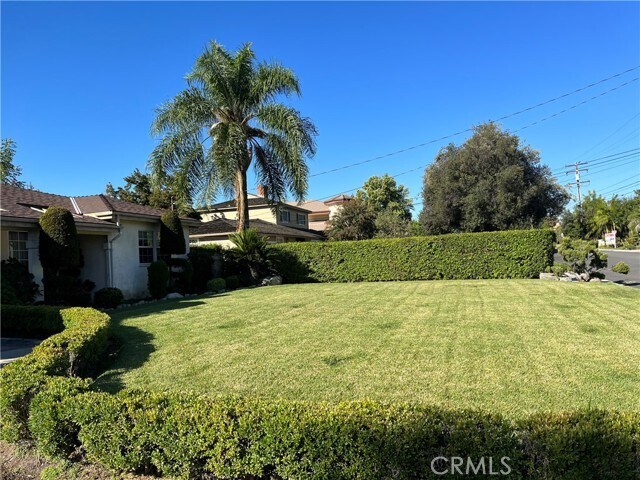 Building Photo - 310 Las Flores Ave