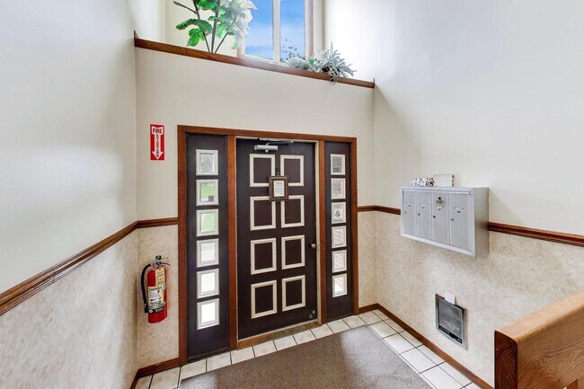 Foto del edificio - 639 Big Timber Dr