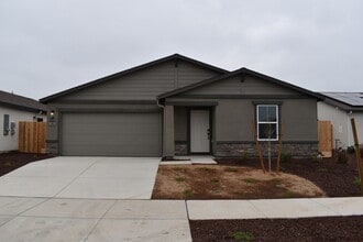 Building Photo - 641 Marshall Ln