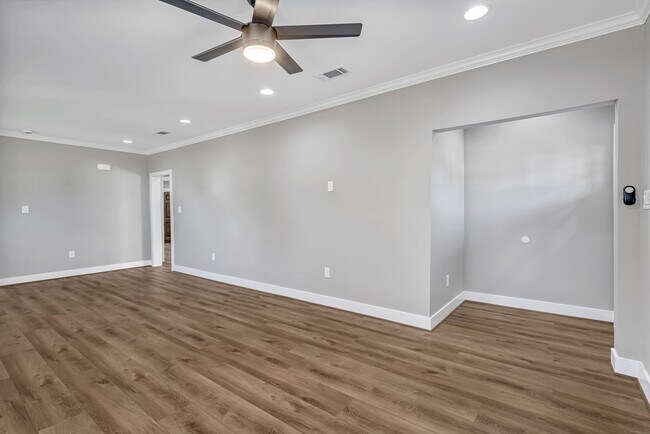 Foto del edificio - 430 N Hutcheson St