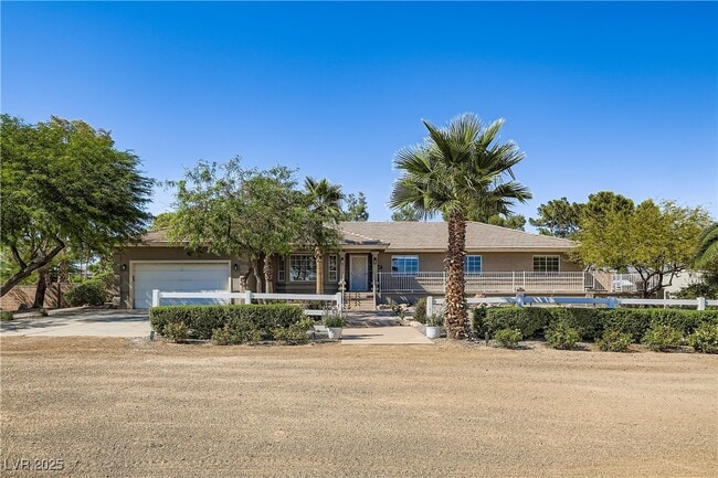 Foto del edificio - 6690 N Torrey Pines Dr