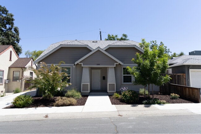 Building Photo - 3309 San Jose Way