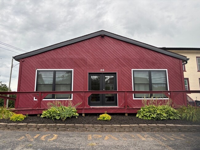 Building Photo - 86 E North St