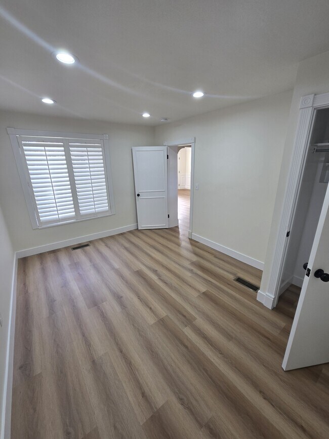 Foto del edificio - 2273 E 2700 S