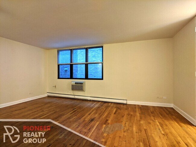 Foto del edificio - 1447 N Dearborn St