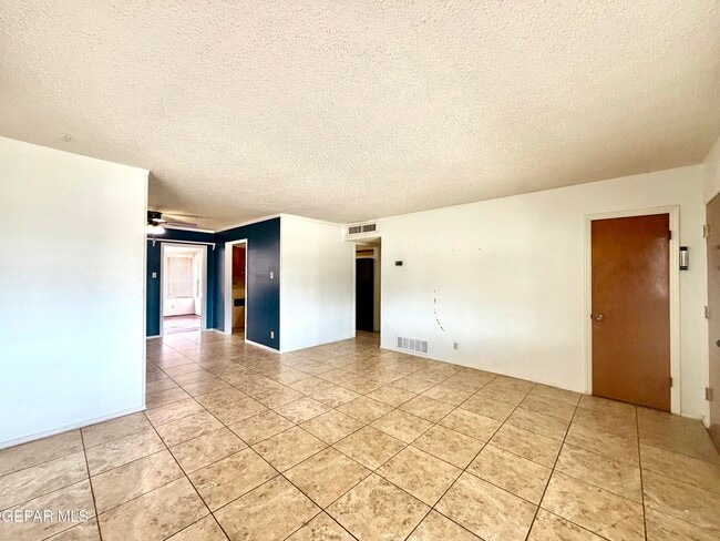 Building Photo - 3305 Capella Ave