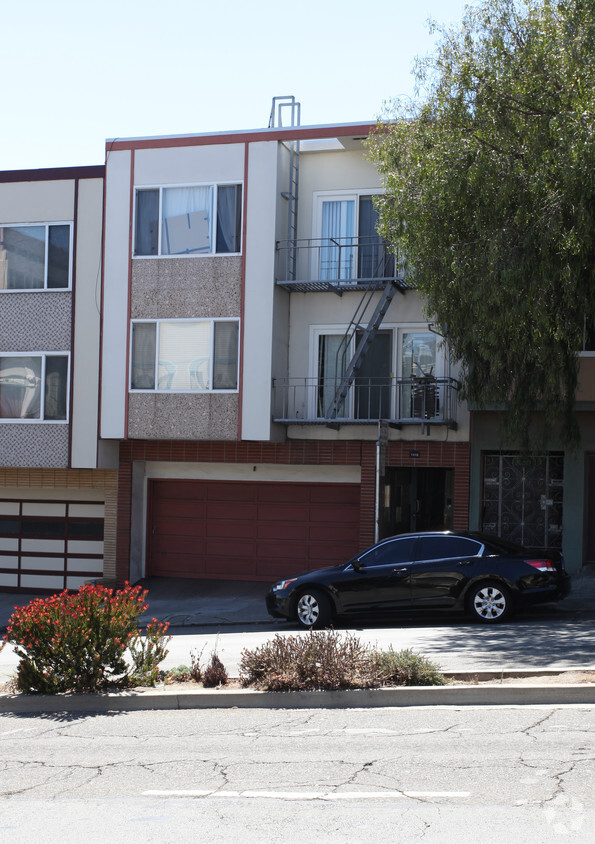 Building Photo - 1410 Guerrero St