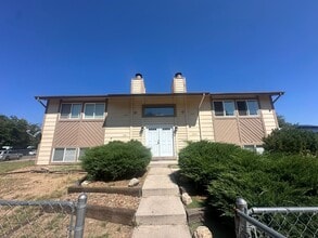 Building Photo - 2521 Astrozon Cir