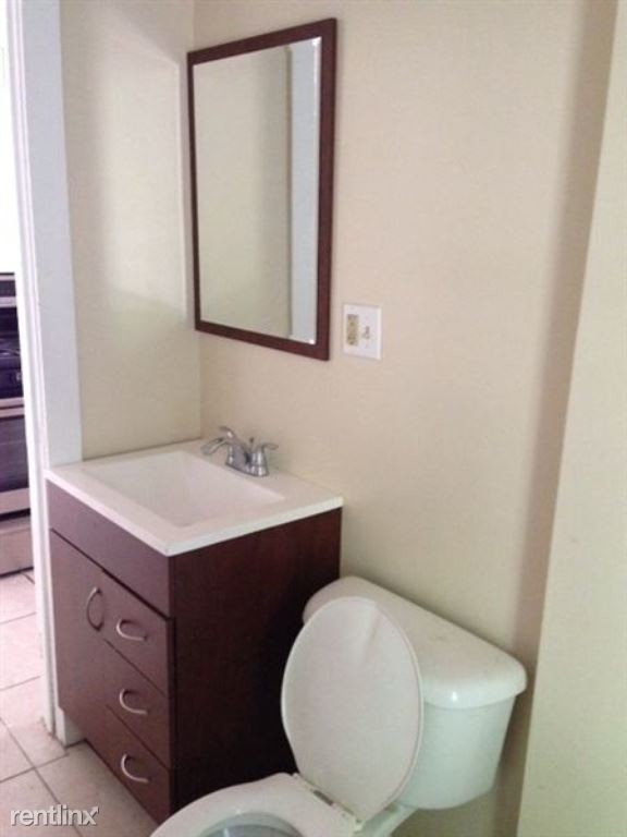 Foto del edificio - 2 br, 1 bath  - 90 Carmel St