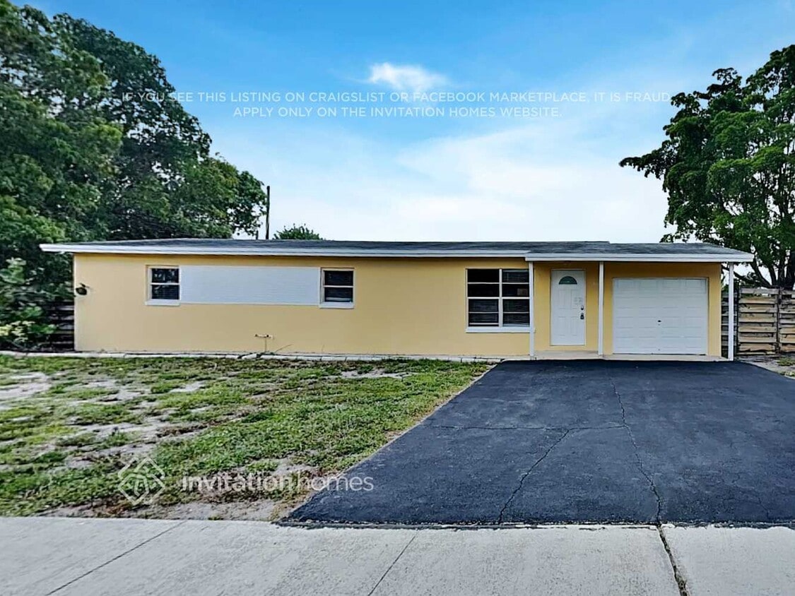 Primary Photo - 364 Henthorne Dr