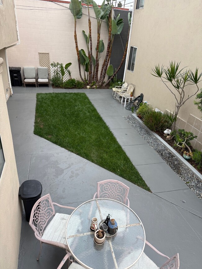 Building Photo - 12239 W Washington Blvd