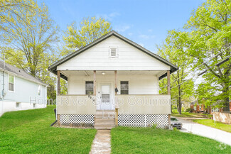 Building Photo - 8914 Ramona Ave