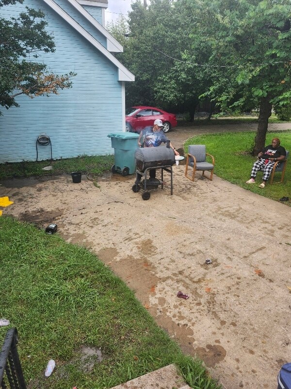 Foto del edificio - 714 E Lamar St