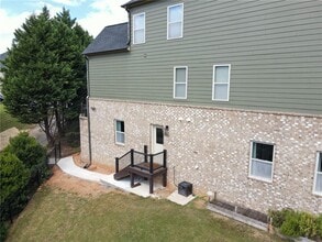 Building Photo - 2184 Skye Isles Pass SE
