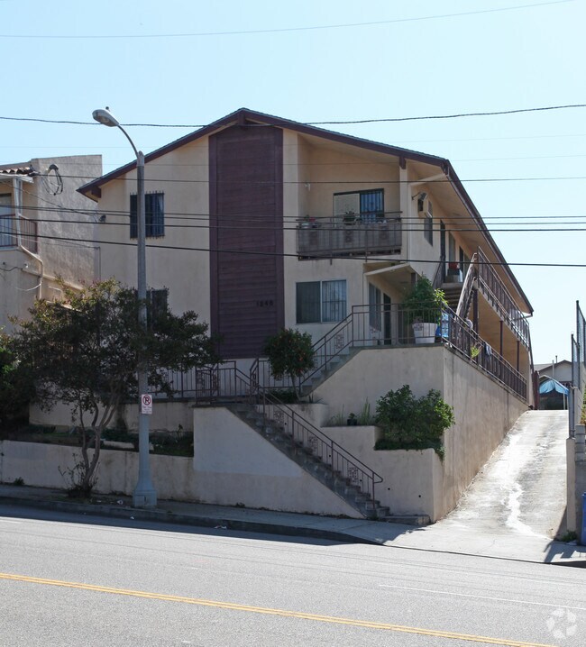 Building Photo - 1240 Elysian Park Ave