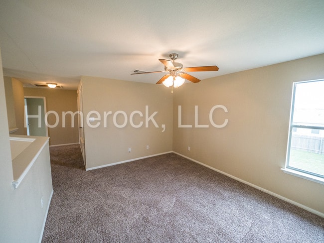 Building Photo - 412 Constellation Dr