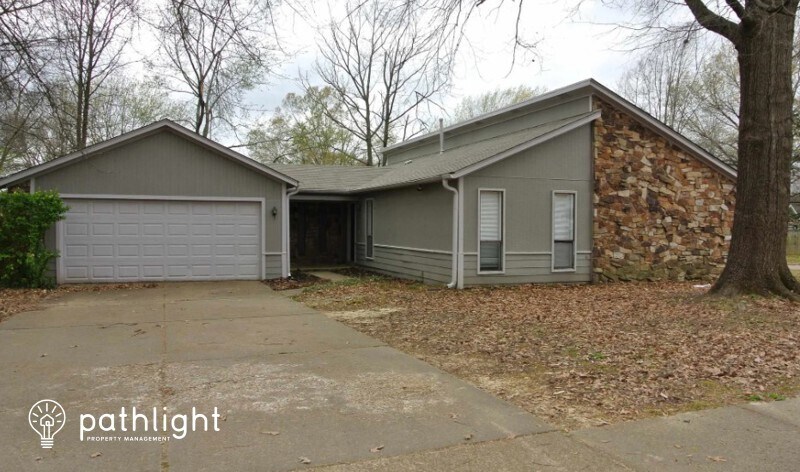 Primary Photo - 6105 Shade Tree Dr