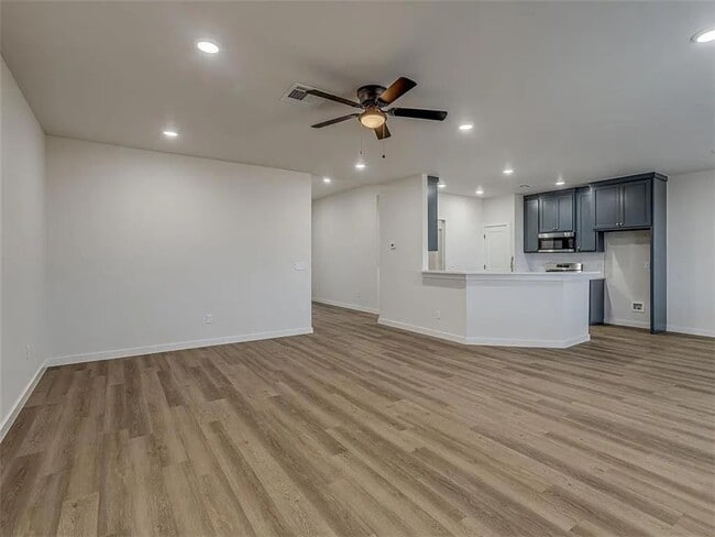 Building Photo - 8305 NW 163rd Ter