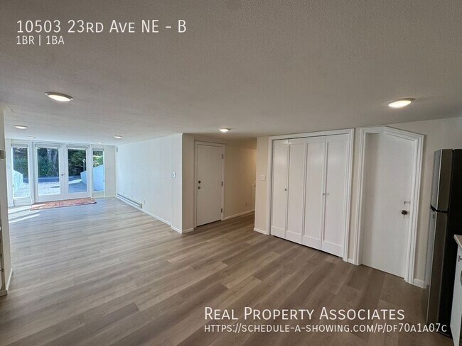 Foto del edificio - 10503 23rd Ave NE