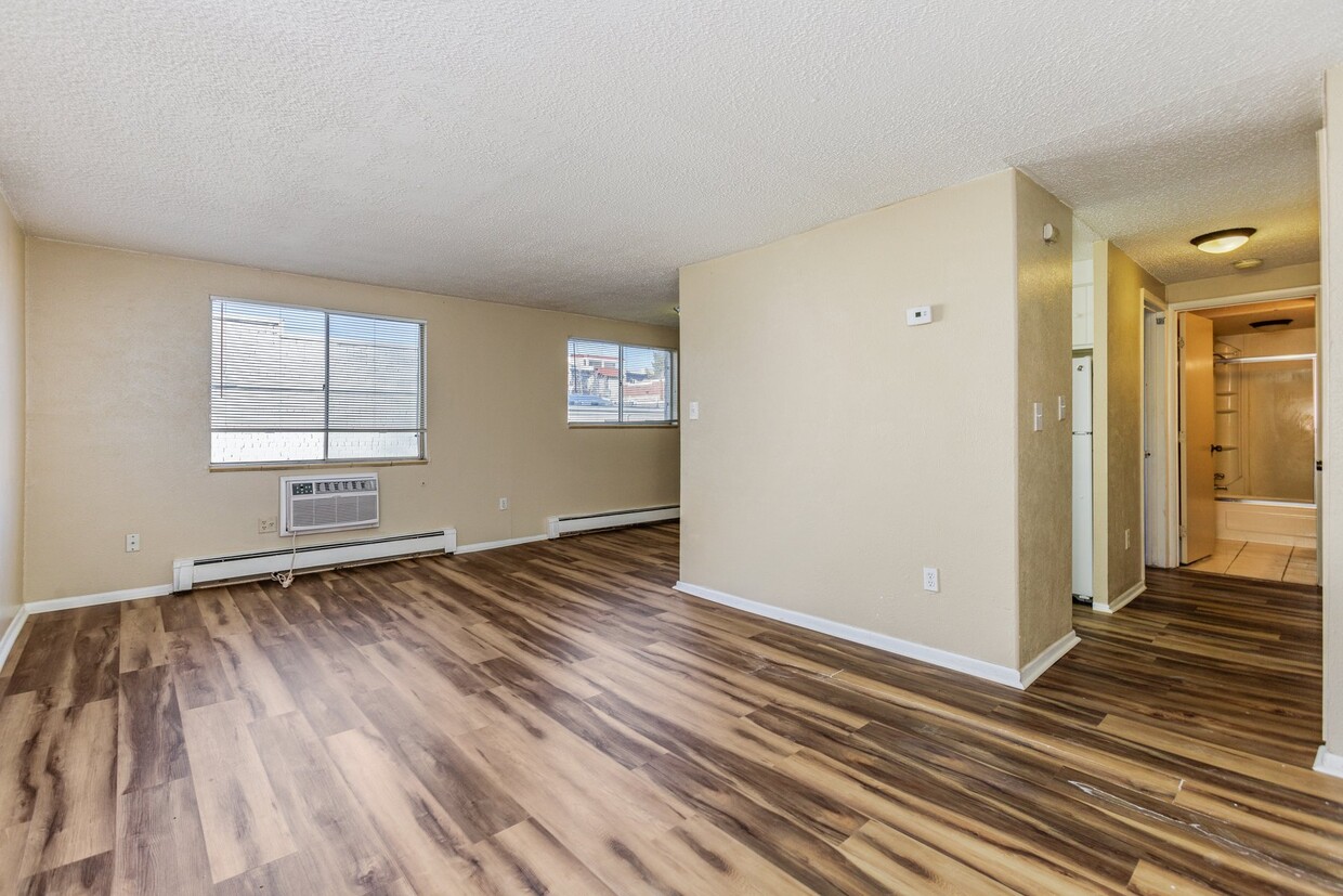 Foto principal - Spacious 1 Bedroom In CAPITOL HILL