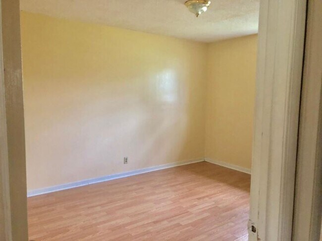 Dormitorios con nuevo color - 309 Belcher Rd