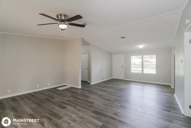 Building Photo - 4801 King Lake Dr, Land O Lakes, FL 34639