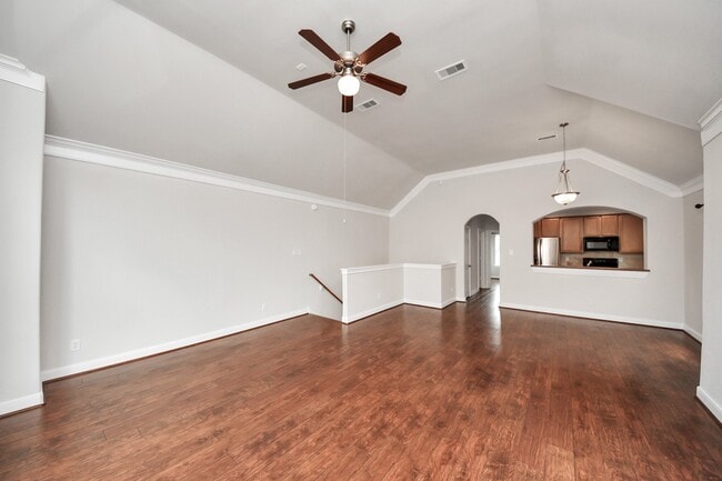 Building Photo - 2941 Clinton Dr