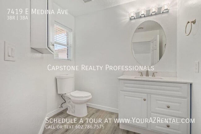 Foto del edificio - 7419 E Medina Ave